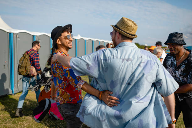 Best Luxury portable toilet rental  in Park River, ND